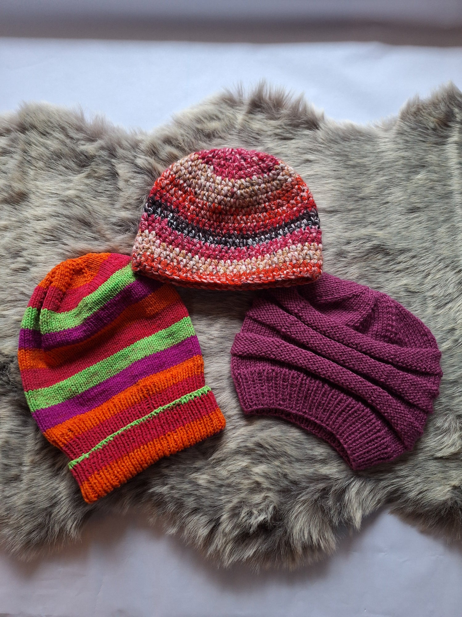 🧶 Handgestrickte & gehäkelte Unikate – mit Liebe gefertigt 💕