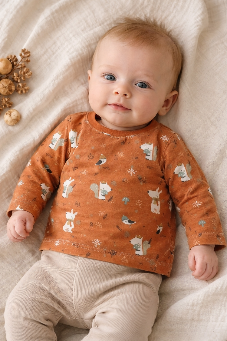 Handgemachte Babyshirts und Langarmshirts aus hochwertigen Stoffen von NähMO
