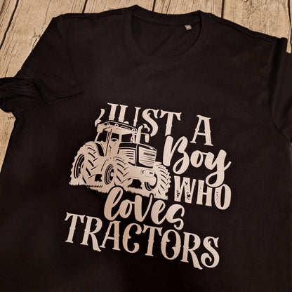 T-Shirt | Just a Boy who loves Tractors | Gr. M