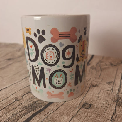 Tasse „Dog Mom“ – liebevolle Tasse für Hundemamas
