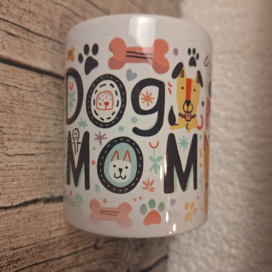 Tasse „Dog Mom“ – liebevolle Tasse für Hundemamas